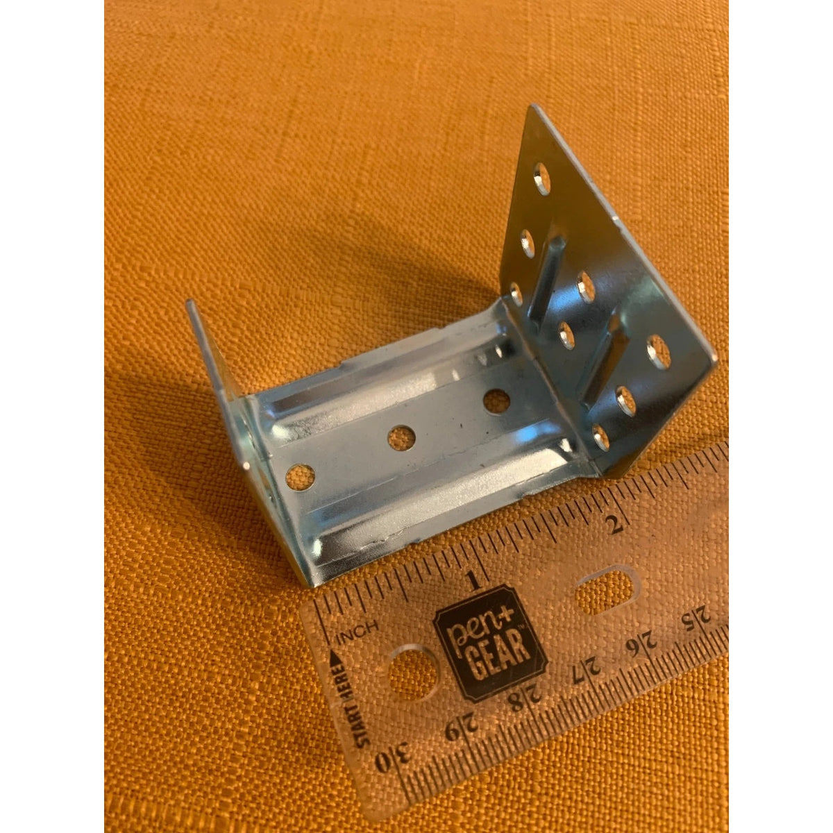 Low Profile Center Support Bracket for blinds - 2 Pack
