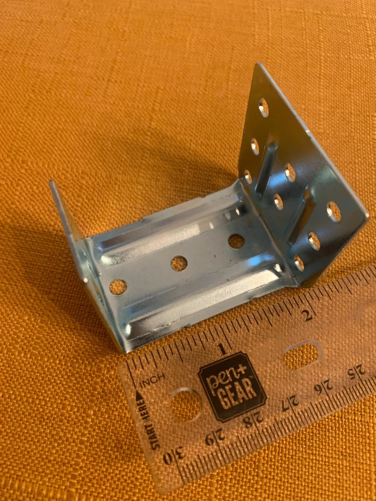 Low Profile Center Support Bracket for blinds - 2 Pack
